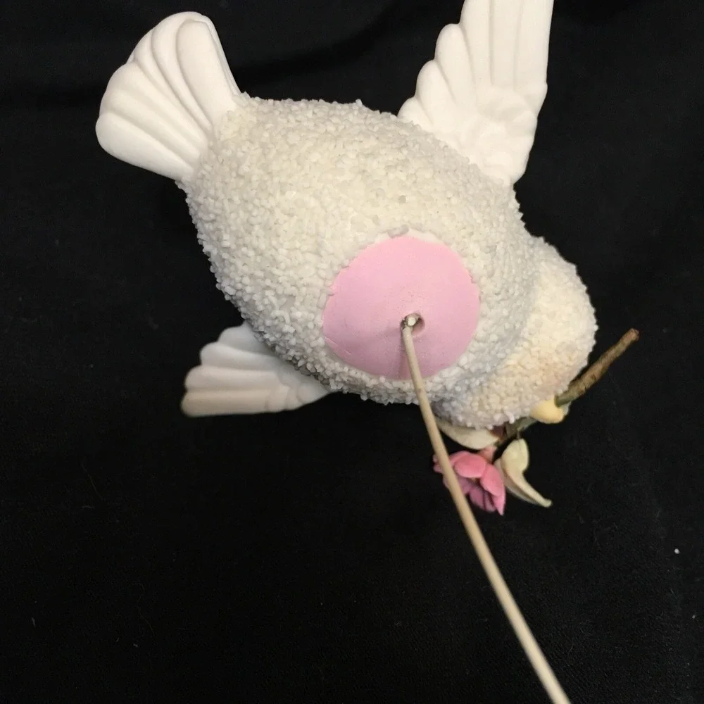 Dept 56 Snowbunnies '2007 LE‎ Flying Robin Figurine